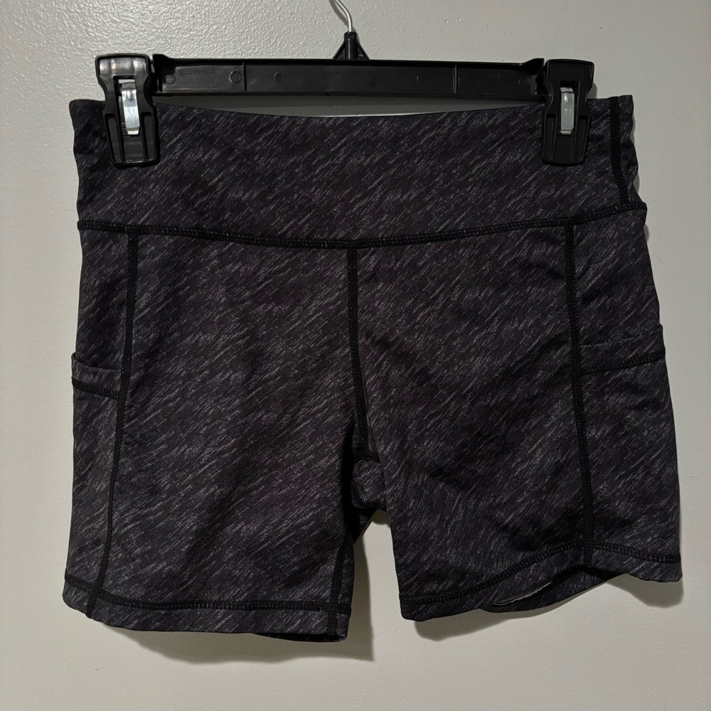 IAB Workout Shorts Grey Size 6 Small Pockets 5” Inseam